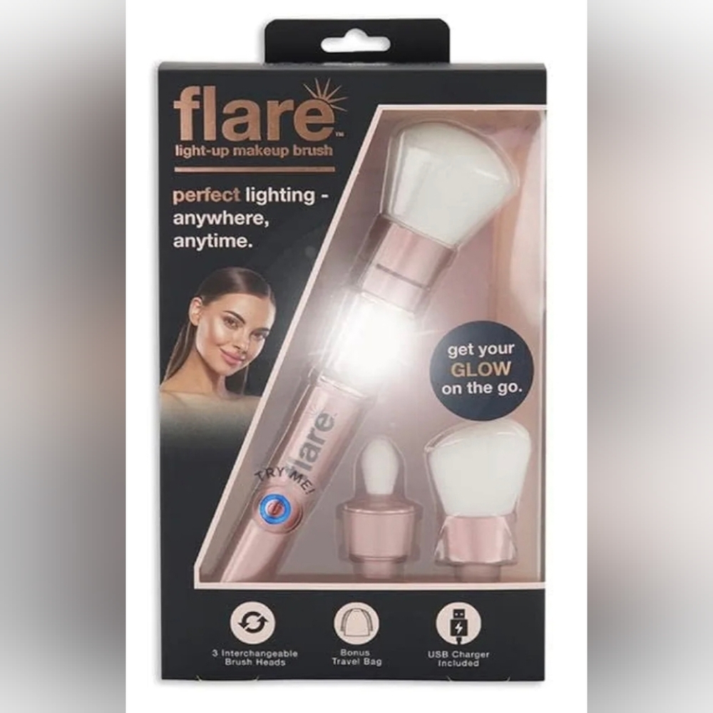 Brand New Flare Light-Up Makeup Brush